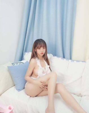嫩草一区二区_HDBD在线观看