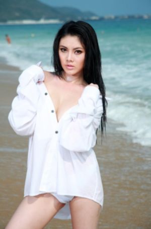 免费观看美女隐私部位_BD英语高清在线观看