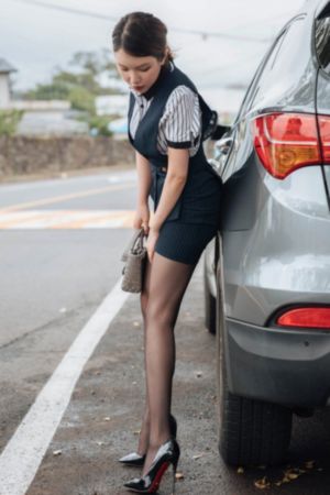 美丽的小蜜桃1_HD高清完整版