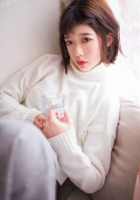 一口一口吃掉胸口的奶油_4K电影在线看